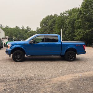 2019 FORD F-150 XLT photo 4