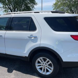 FORD EXPLORER XLT - 6
