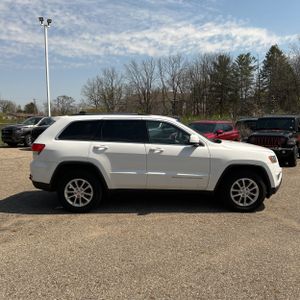 JEEP GRAND CHEROKEE LAREDO - 10