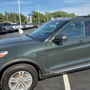 FORD EXPLORER XLT - 2