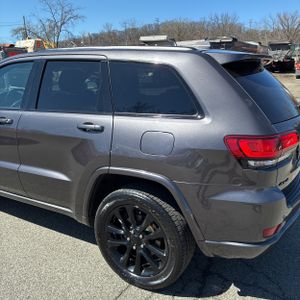 JEEP GRAND CHEROKEE LAREDO X - 6