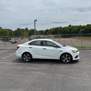 صورة 10 لـ 2017 Chevrolet SONIC PREMIER AUTO