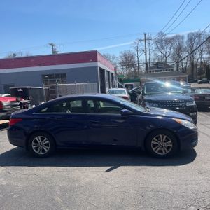 HYUNDAI SONATA GLS - 10