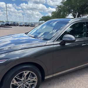 GENESIS GV70 2.5T STANDARD - 2