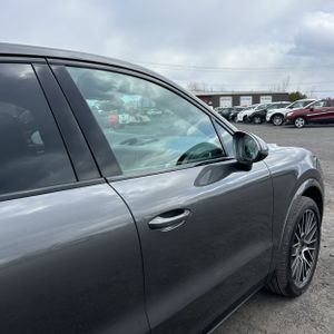 Porsche Cayenne Coupe - 9