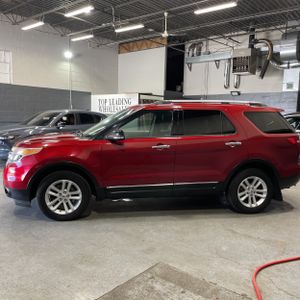FORD EXPLORER XLT - 3