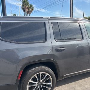 JEEP WAGONEER SERIES III - 9