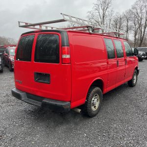 CHEVROLET EXPRESS 2500 - 8