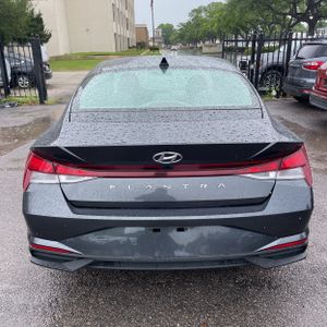 HYUNDAI ELANTRA SEL - 6