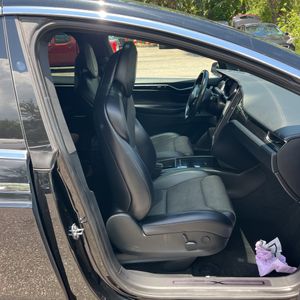 2018 Tesla MODEL X 75D 缩略图 33