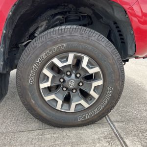 صورة مصغرة 20 لـ 2016 Toyota TACOMA SR