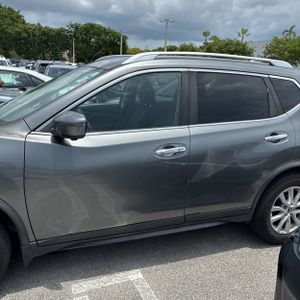 صورة 3 لـ 2018 Nissan ROGUE S
