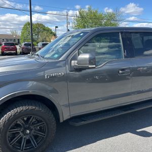 FORD F-150 LARIAT - 2