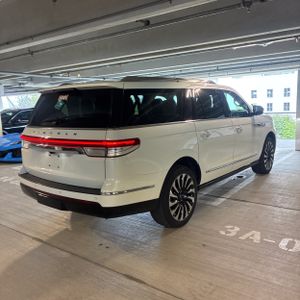 2023 Lincoln NAVIGATOR L BLACK LABEL 照片 8