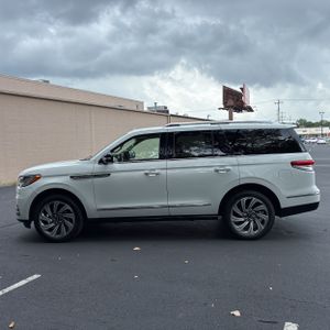 2022 Lincoln NAVIGATOR RESERVE 照片 3