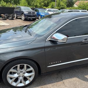 2015 Chevrolet IMPALA LTZ 照片 2