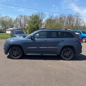 JEEP GRAND CHEROKEE LIMITED X - 3
