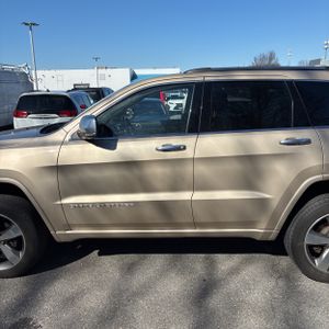 JEEP GRAND CHEROKEE OVERLAND - 3