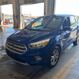 FORD ESCAPE SE - 1