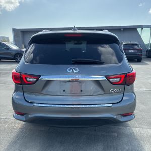 صورة 7 لـ 2019 Infiniti QX60 LUXE