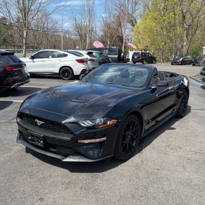 FORD MUSTANG ECOBOOST - 1