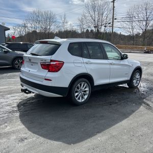 BMW X3 XDRIVE28I - 8
