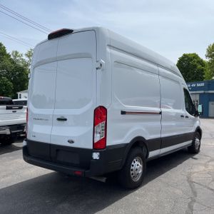 FORD TRANSIT 250 - 8