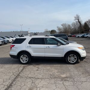 FORD EXPLORER XLT - 10