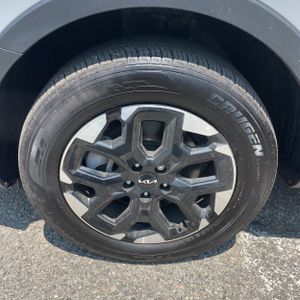 2025 KIA SORENTO S thumbnail 17