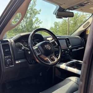 صورة مصغرة 35 لـ 2018 RAM 2500 LARAMIE