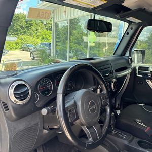 2017 JEEP WRANGLER UNLIMITED SAHARA — фото 36