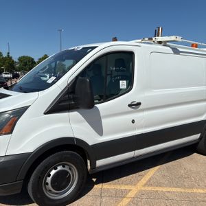 FORD TRANSIT 150 - 2