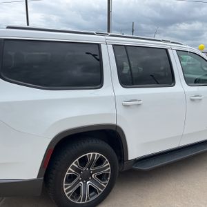 JEEP WAGONEER SERIES III - 9