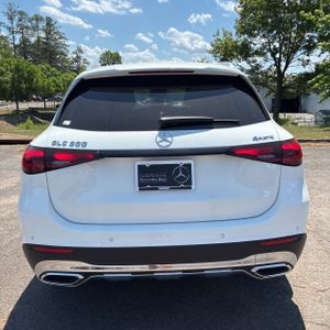 MERCEDES-BENZ GLC - 7