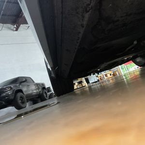 2025 Lamborghini URUS SE — миниатюра 22