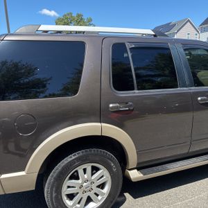 FORD EXPLORER EDDIE BAUER - 9