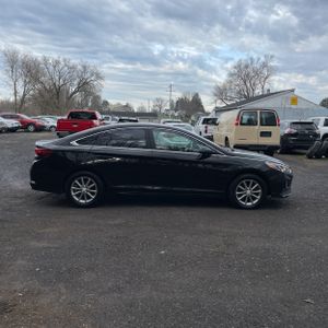 HYUNDAI SONATA SE - 10