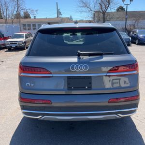 AUDI Q7 PREMIUM PLUS - 7