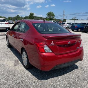 2015 Nissan VERSA S — фото 5