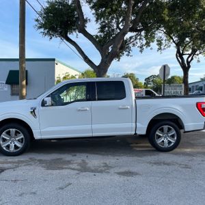 FORD F-150 LARIAT - 3