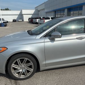 صورة 2 لـ 2014 FORD FUSION SE