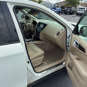 صورة 33 لـ 2013 Nissan PATHFINDER SL