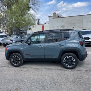 JEEP RENEGADE TRAILHAWK - 3