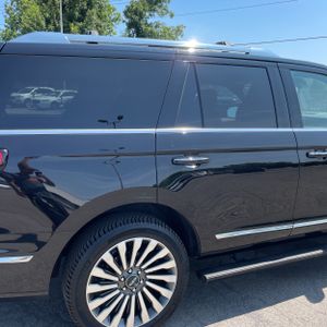 صورة 9 لـ 2020 Lincoln NAVIGATOR RESERVE