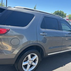 FORD EXPLORER XLT - 9