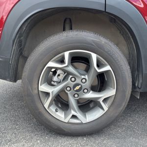 2025 Chevrolet TRAX LT — миниатюра 13