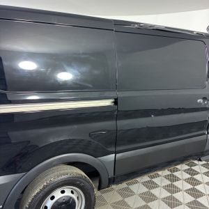 FORD TRANSIT 150 - 8