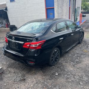 2017 Nissan SENTRA SR 照片 8