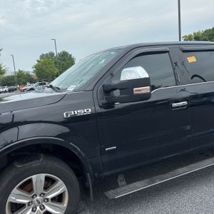 2016 FORD F-150 PLATINUM photo 2