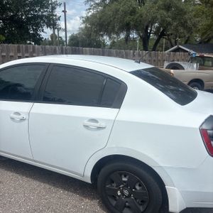 NISSAN SENTRA 2.0 - 6